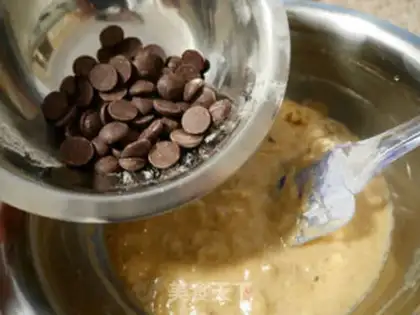 Make walnut chocolate bean cake step 5