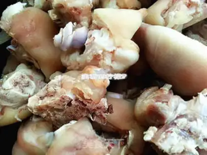 Make Secret pig hoof step 5