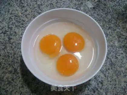 Make Cream of lamb tails and fried duck eggs step 3