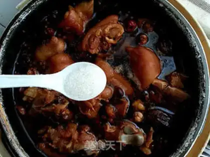 Make Secret pig hoof step 12