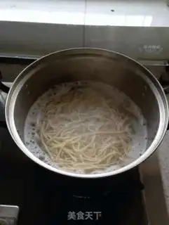 Make Onion noodles step 5