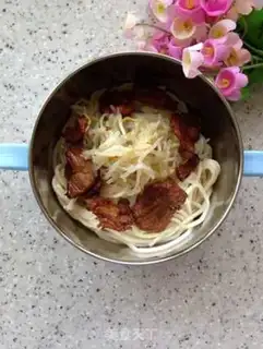 Make Onion noodles step 8