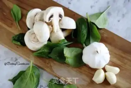 Make Spinach mushroom omelet step 0