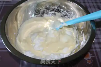 Make Caramel apple cake step 10