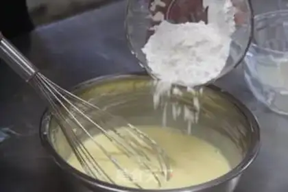 Make Heavy cheesecake step 4