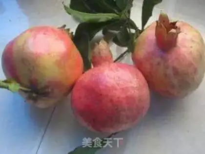 Make Pomegranate juice step 0