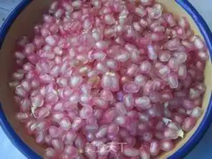 Make Pomegranate juice step 3