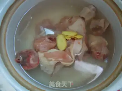 Make Red wine and root soup step 2