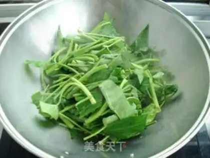 Make Garlic cabbage step 4