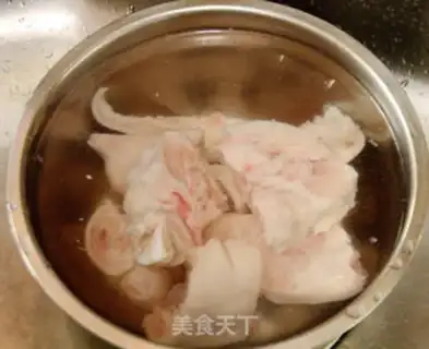 Make Taste beer, pig hoof step 2