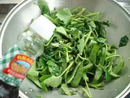 Make Garlic cabbage step 5