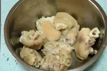 Make Taste beer, pig hoof step 5