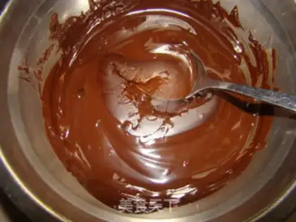 Make Chocolate roses step 2