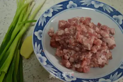 Make Homemade meat buns step 3