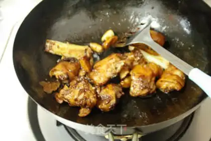 Make Taste beer, pig hoof step 13