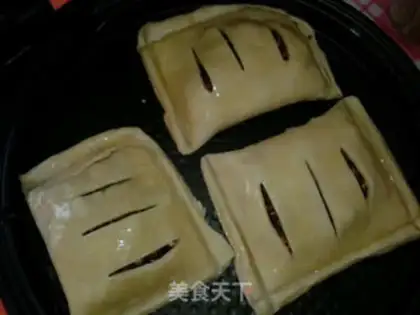 Make Chocolate banana pie step 13