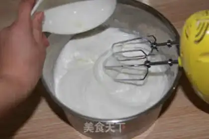 Make Strawberry rolls step 8