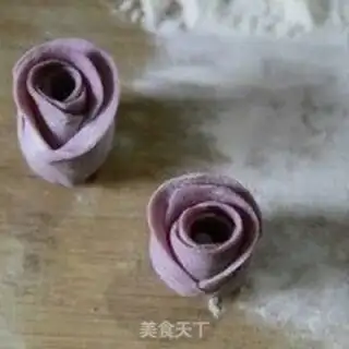 Make The potato roses step 5