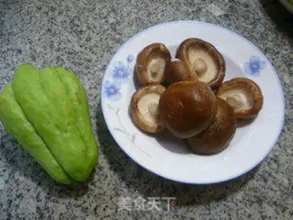 Make Fry mushrooms step 0