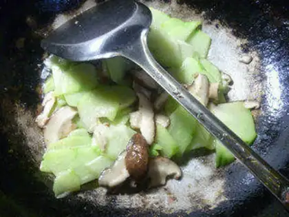 Make Fry mushrooms step 8