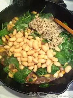 Make White bean spinach mushroom salad step 2