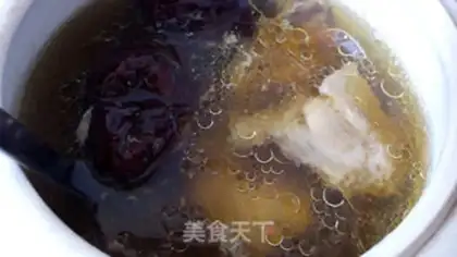 Make Chicken soup with red dates step 6