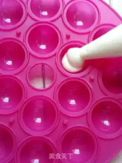 Make Lollipop cake step 14