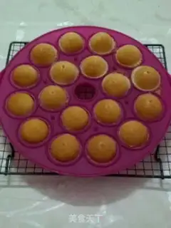 Make Lollipop cake step 17