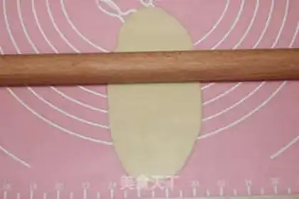 Make Soccer pine step 8