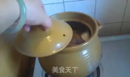 Make The radish urn and bone soup step 6