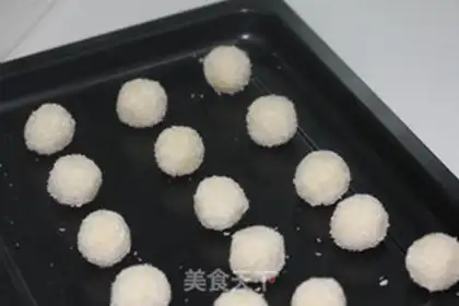 Make Coconut ball step 6