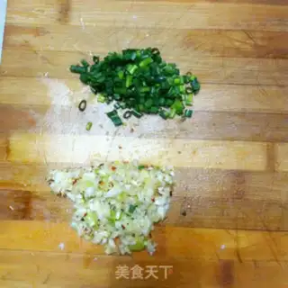 Make Garlic fan sap step 1