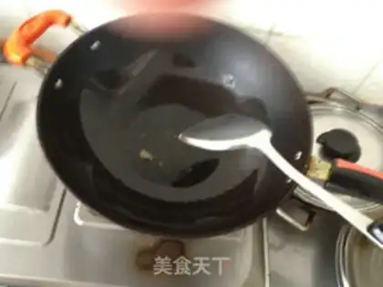Make Red burning pig hoof step 5