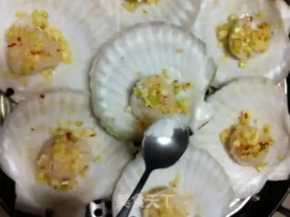 Make Garlic fan sap step 5