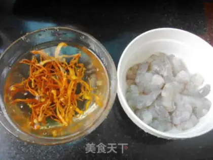 Make Shrimp soup step 1