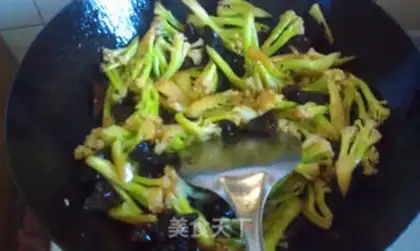 Make Mushroom beef sauce step 1