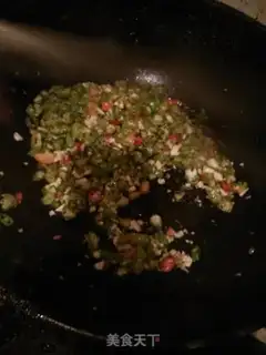 Make Spicy little fish step 5
