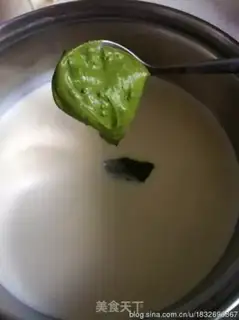 Make Green tea-like cream step 1