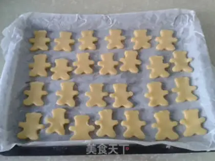 Make Cute bear cookies step 7