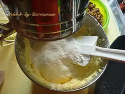 Make Gorgeous pound cake step 4