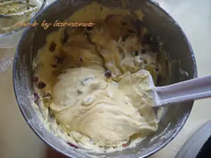 Make Gorgeous pound cake step 7