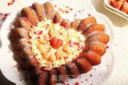 Make Red velvet wedding cake step 24