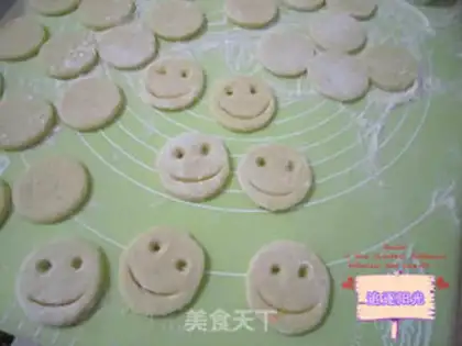Make Smiley potatoes step 5