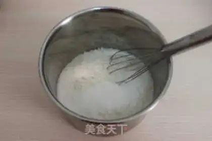 Make Coconut pyramid step 0