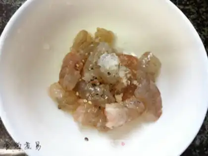Make Shrimp beads step 2