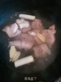 Make Garlic pig hoof step 1