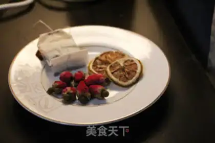 Make Rose tea step 0