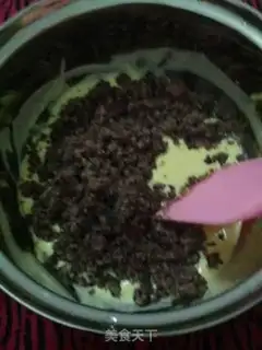 Make A tea mousse roll step 5