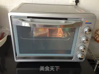 Make Toast roasted eggs step 5