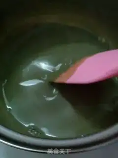 Make A tea mousse roll step 12